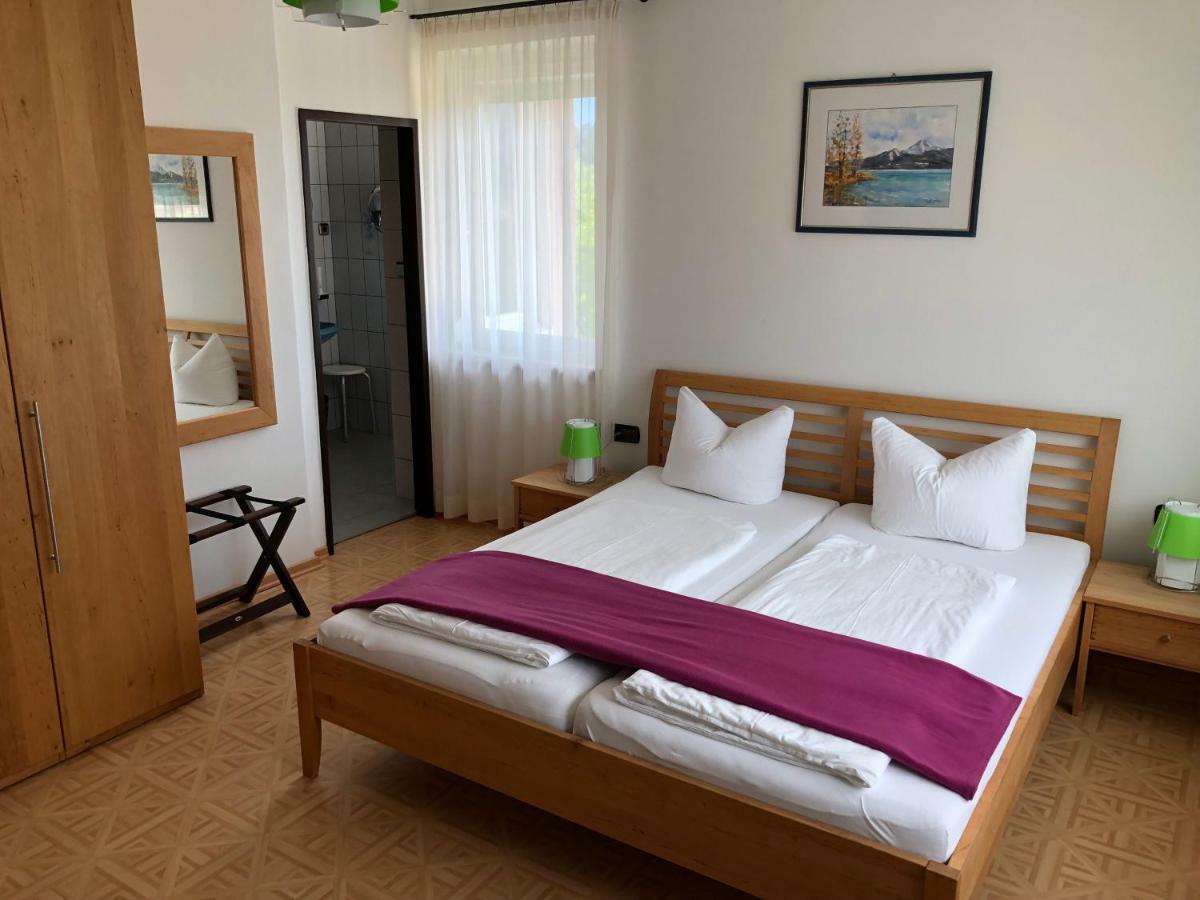 Gaestehaus Trink B&B Drobollach am Faakersee Buitenkant foto